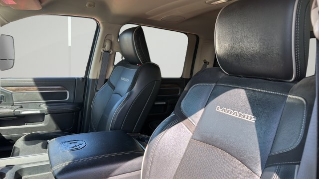 Used 2019 RAM 3500 Laramie AWD/4WD image 9