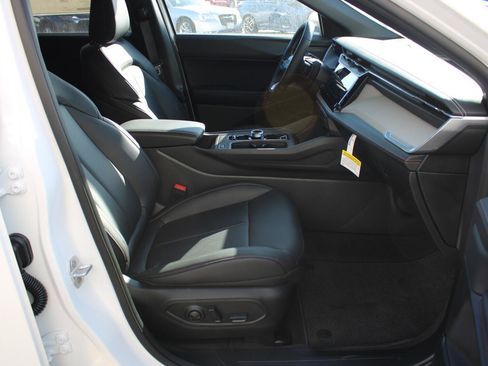 New 2026 Jeep Cherokee Limited image 23