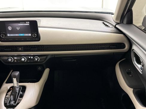 Certified 2023 Honda HR-V LX image 28