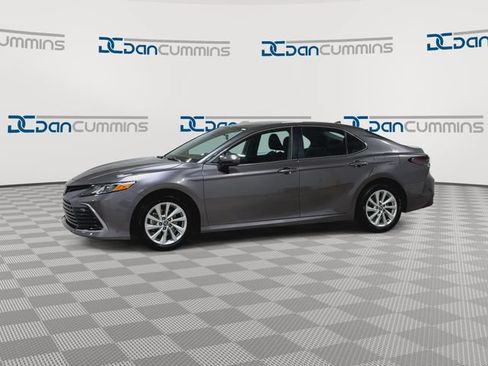 Used 2024 Toyota Camry LE FWD image 6