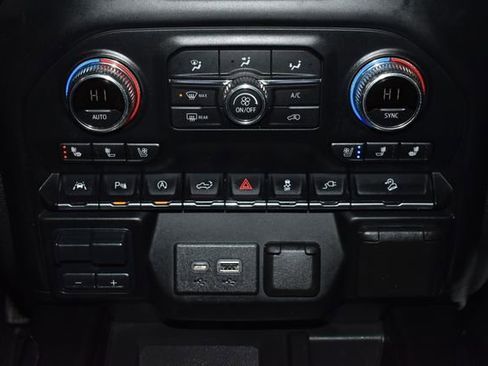 Used 2021 GMC Sierra 1500 Denali w/ Technology Package image 22