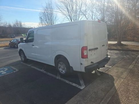 Used 2020 Nissan NV 2500 SV w/ Navigation Package image 2