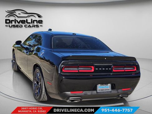 Used 2019 Dodge Challenger R/T image 8