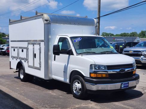 Used 2022 Chevrolet Express 3500 w/ Power Convenience Package RWD image 7