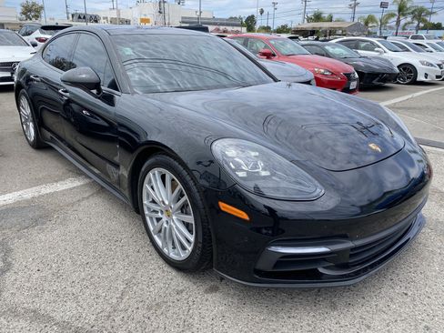 Used 2018 Porsche Panamera 4 AWD/4WD image 7
