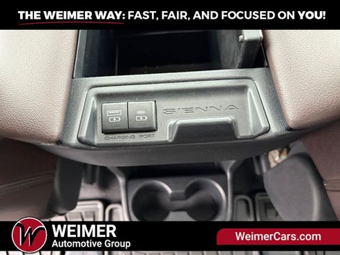 Used 2021 Toyota Sienna Platinum AWD/4WD image 20