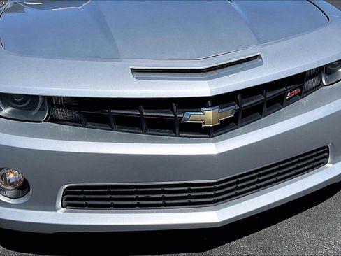 Used 2010 Chevrolet Camaro SS w/ RS Package image 7