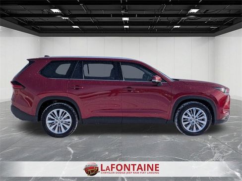 Used 2025 Toyota Grand Highlander Platinum image 6