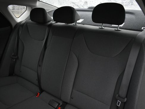 Used 2025 Kia K4 LXS image 14