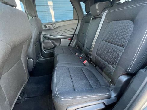 Used 2025 Ford Escape Active AWD/4WD image 11