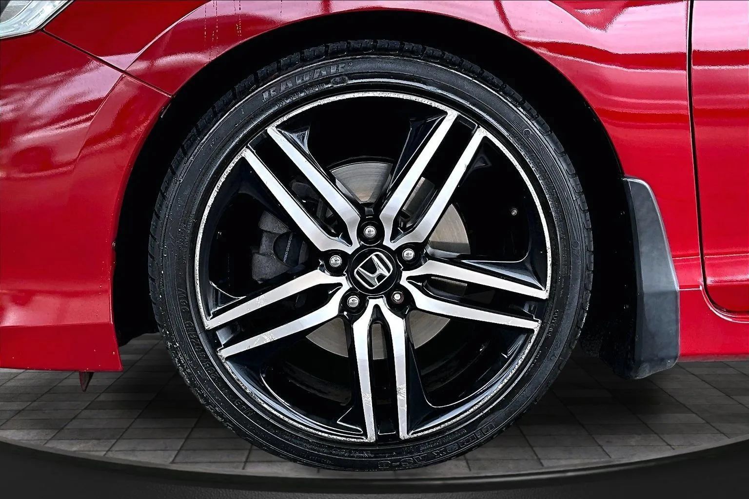 Used 2017 Honda Accord Sport image 30