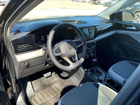 Used 2023 Volkswagen Taos S image 8