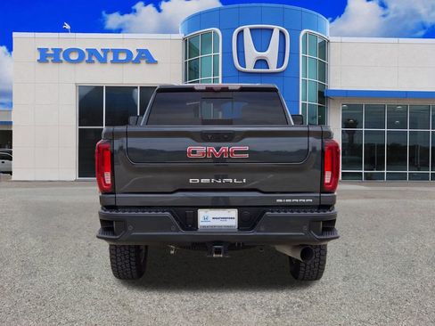 Used 2021 GMC Sierra 2500 Denali w/ Denali Ultimate Package AWD/4WD image 4