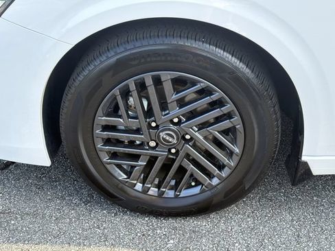Certified 2026 Nissan Sentra SV w/ SV Convenience Package FWD image 14