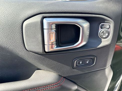 Used 2023 Jeep Wrangler Rubicon 392 image 13