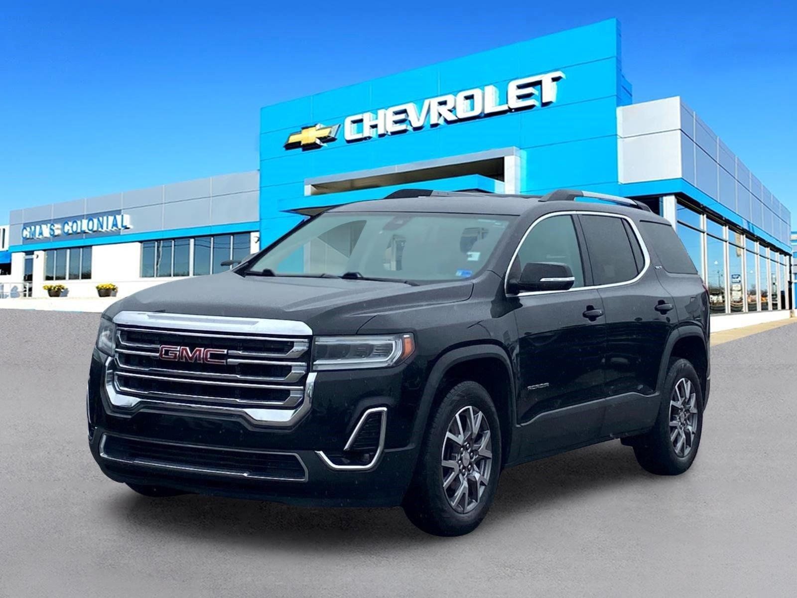 Used 2021 GMC Acadia SLT w/ LPO, Floor Liner Package FWD image 1