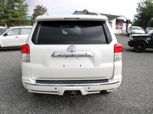 Used 2011 Toyota 4Runner SR5 w/ Premium Pkg w/Leather AWD/4WD image 8