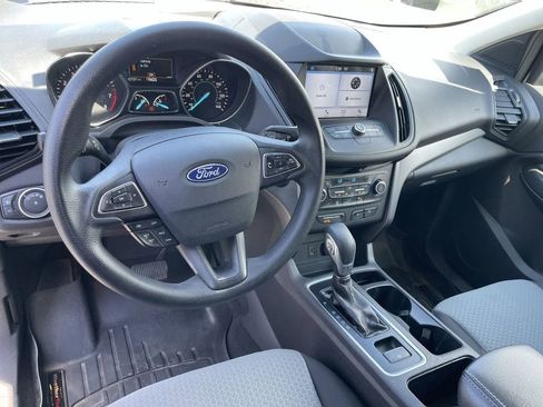 Used 2019 Ford Escape SE image 10
