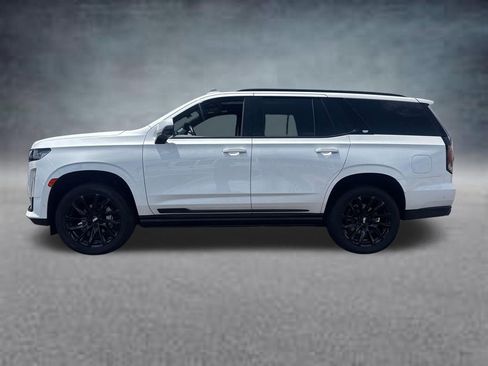 Certified 2023 Cadillac Escalade Sport Platinum w/ LPO, ONYX Package AWD/4WD image 4