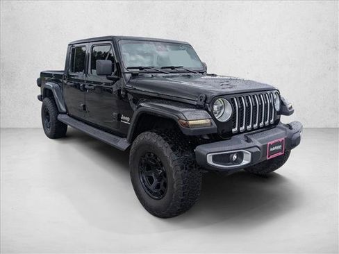 Used 2020 Jeep Gladiator Overland AWD/4WD image 3