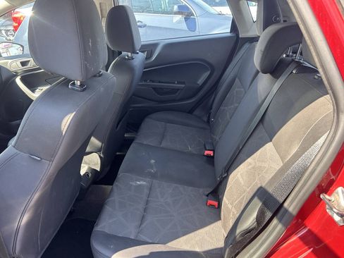 Used 2013 Ford Fiesta SE FWD image 8