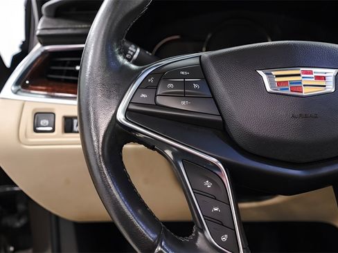 Used 2019 Cadillac XT5 Luxury image 11