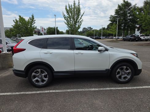 Used 2017 Honda CR-V EX-L image 2