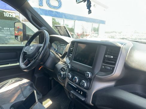 Used 2022 RAM 3500 Tradesman AWD/4WD image 12