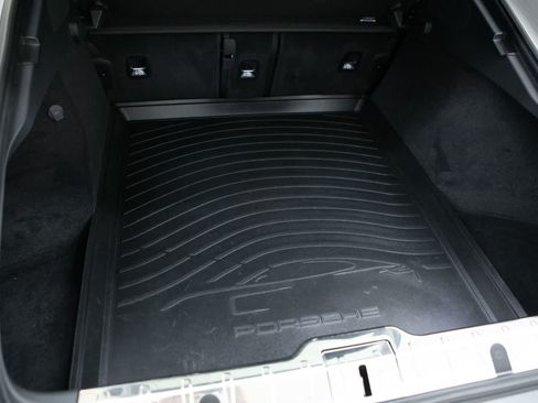 Certified 2023 Porsche Panamera RWD image 32
