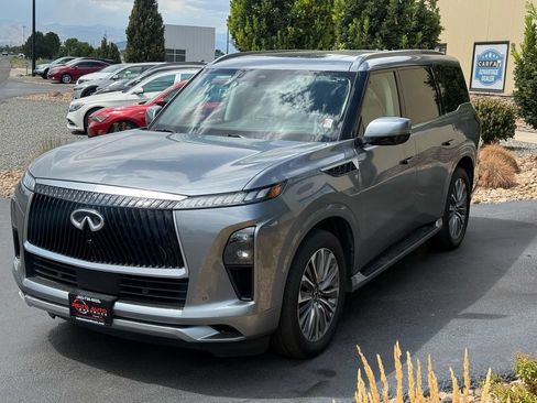Used 2025 INFINITI QX80 Sensory AWD/4WD image 21