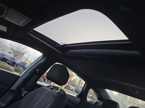 Used 2023 Honda Accord Sport image 29