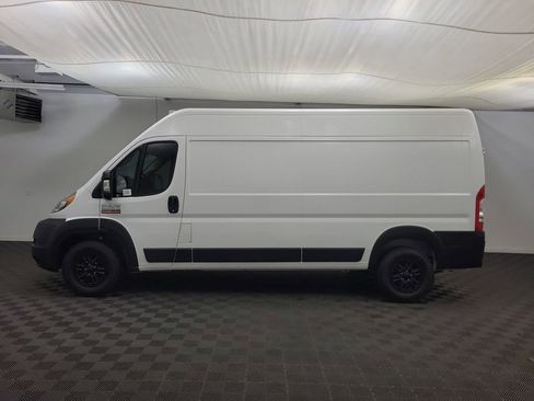 Used 2019 RAM ProMaster 2500 image 2