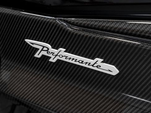 Used 2024 Lamborghini Urus Performante AWD/4WD image 58