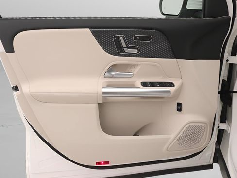 Certified 2026 Mercedes-Benz GLA 250 image 17