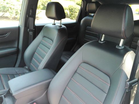 Used 2025 Honda CR-V Sport-L image 11