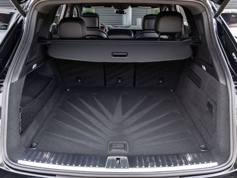 Certified 2026 Porsche Cayenne image 38