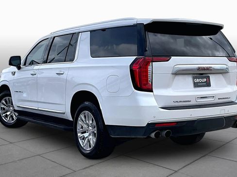 Used 2023 GMC Yukon XL Denali AWD/4WD image 12