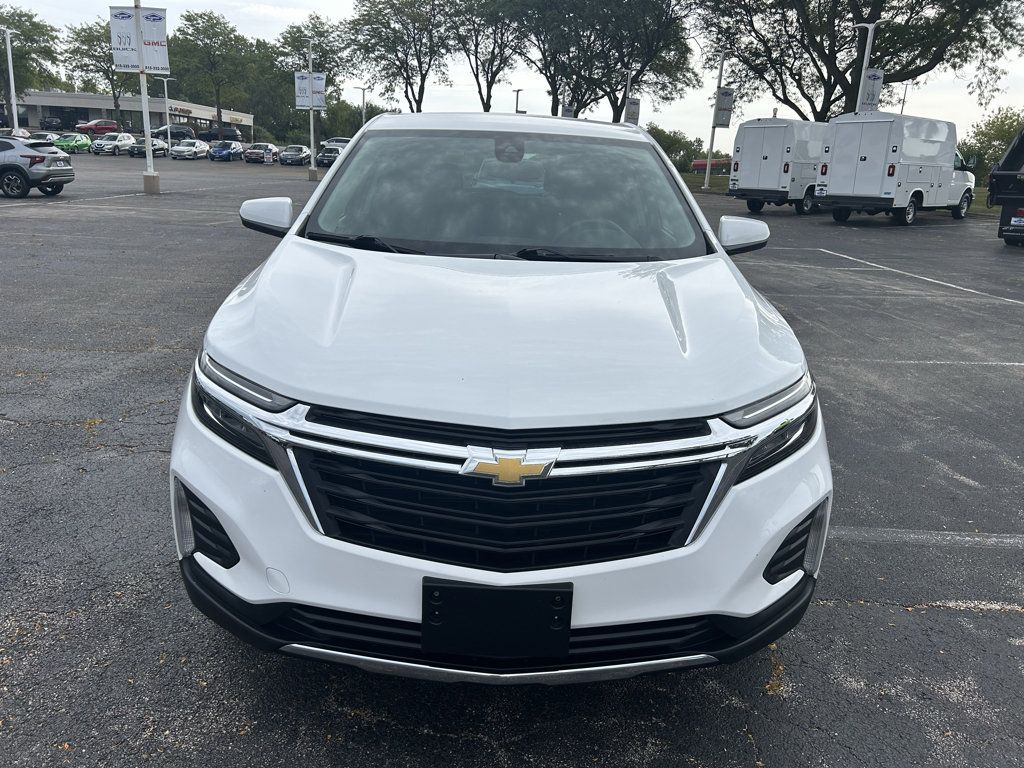 Used 2023 Chevrolet Equinox LT AWD/4WD image 2