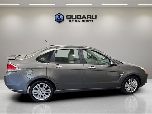Used 2009 Ford Focus SEL image 6
