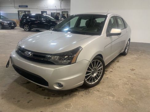 Used 2010 Ford Focus SES image 10