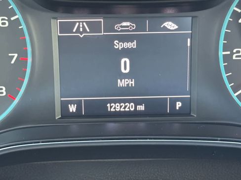 Used 2018 Chevrolet Cruze LS FWD image 23