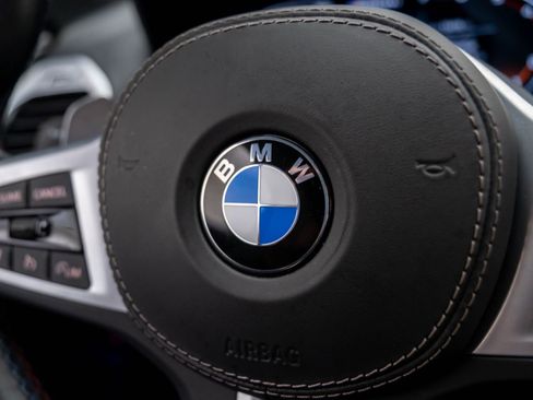 Used 2025 BMW M850i xDrive Coupe image 32