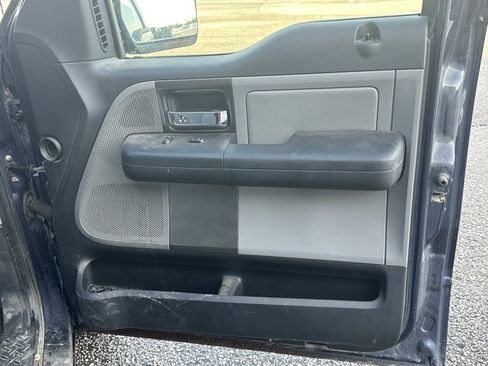 Used 2004 Ford F150 XLT image 21