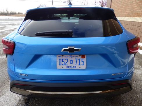 Used 2025 Chevrolet Trax ACTIV w/ Driver Confidence Package image 7