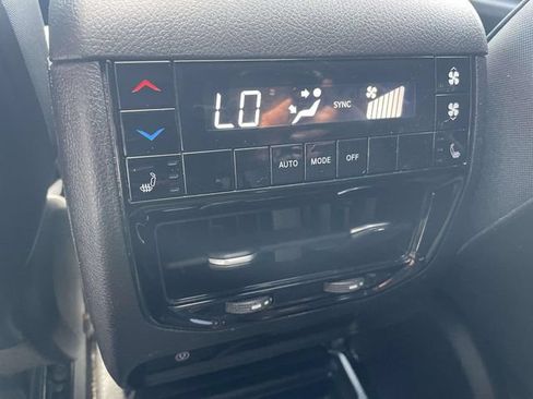 Used 2021 Jeep Grand Cherokee L Limited w/ Luxury Tech Group II AWD/4WD image 13
