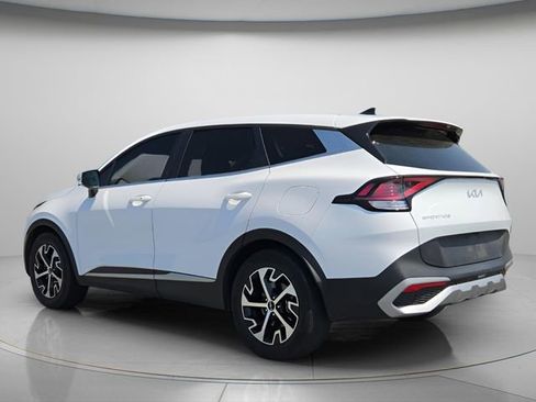 Used 2023 Kia Sportage EX image 9