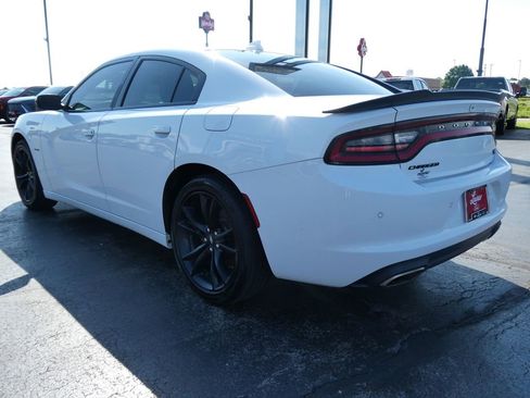 Used 2018 Dodge Charger R/T w/ Beats Audio Group RWD image 7