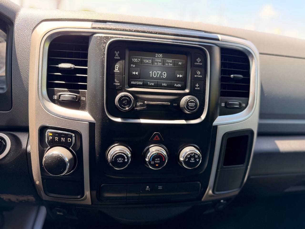 Used 2019 RAM 1500 Classic SLT RWD image 20