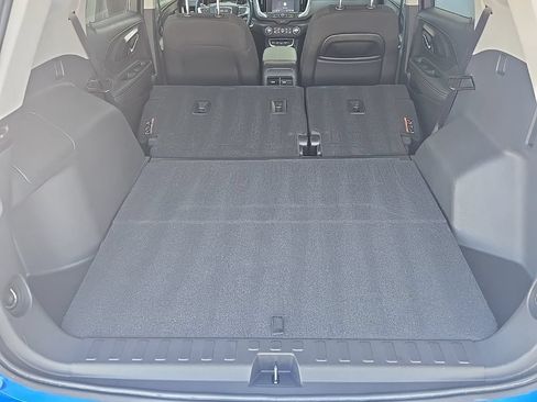Certified 2024 GMC Terrain SLE w/ Driver Convenience Package FWD image 35