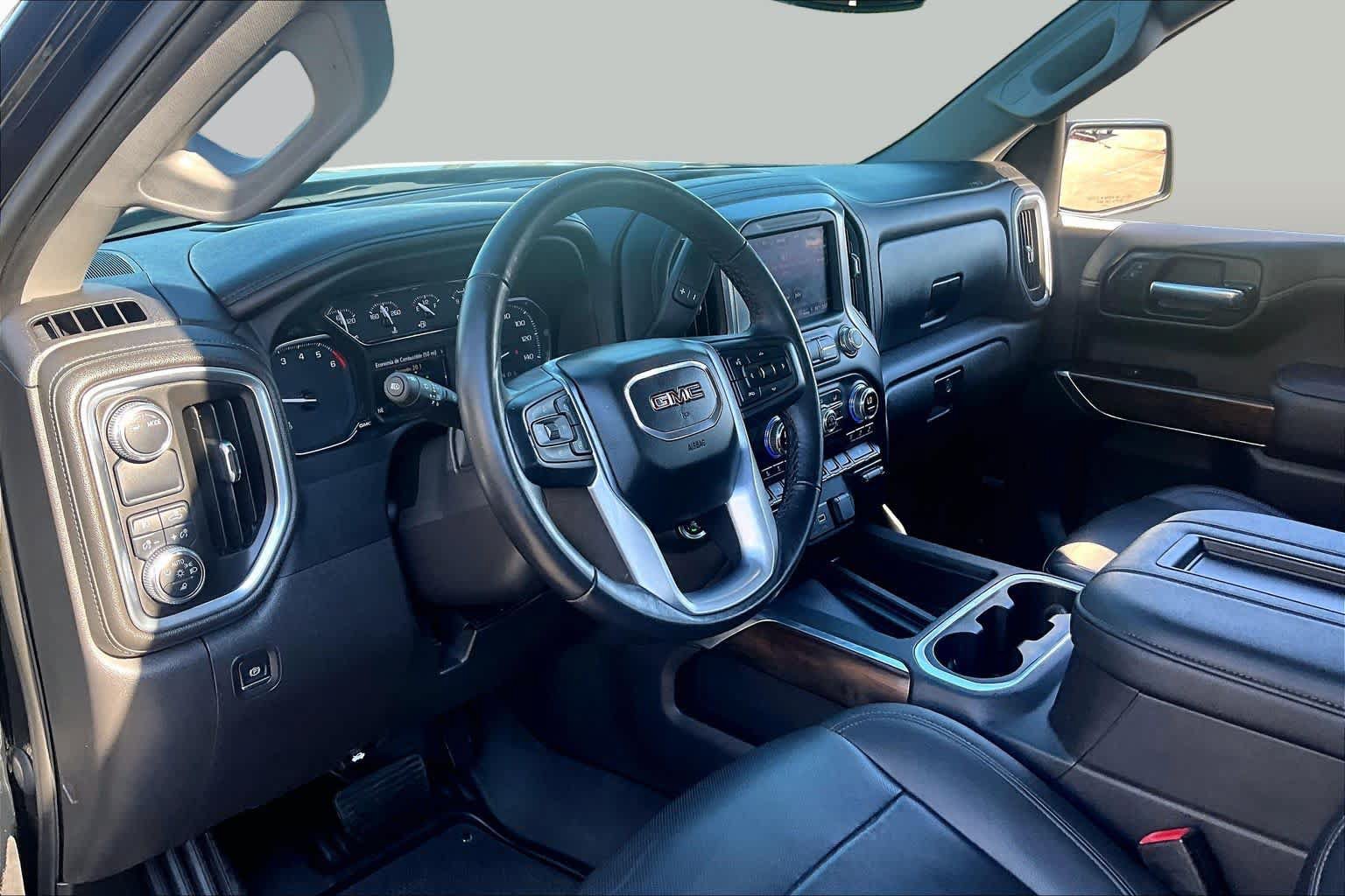 Used 2022 GMC Sierra 1500 SLT RWD image 18